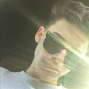 Meet your Posher, Isaiah